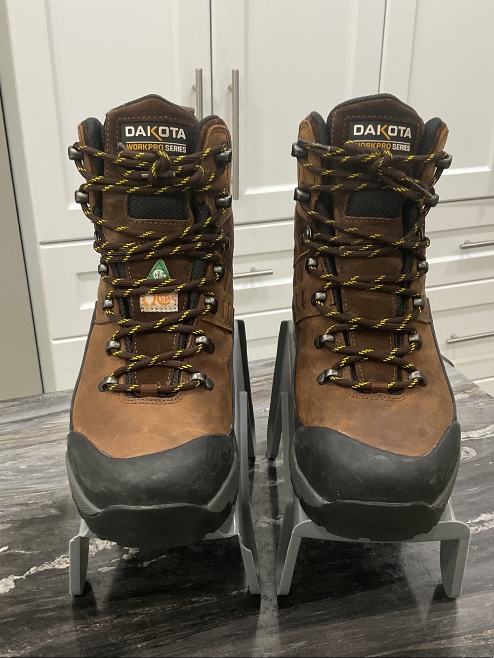 🥾 Dakota Work Pro Series Men’s Steel Toe Waterproof Work Boots – Size 10